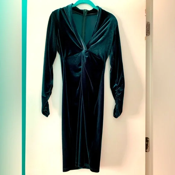 Elie Tahari | Dresses | Elie Tahari Green Velvet Long Sleeve Dress Size Xs  | Poshmark